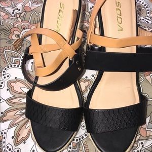 Zapatos size 10 soda